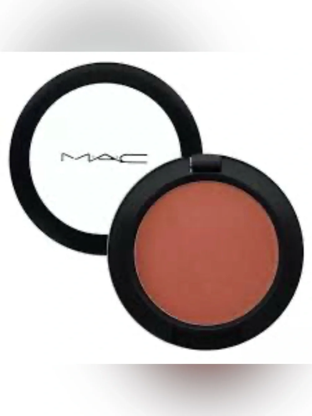 MAC Cosmetics sheer blendable